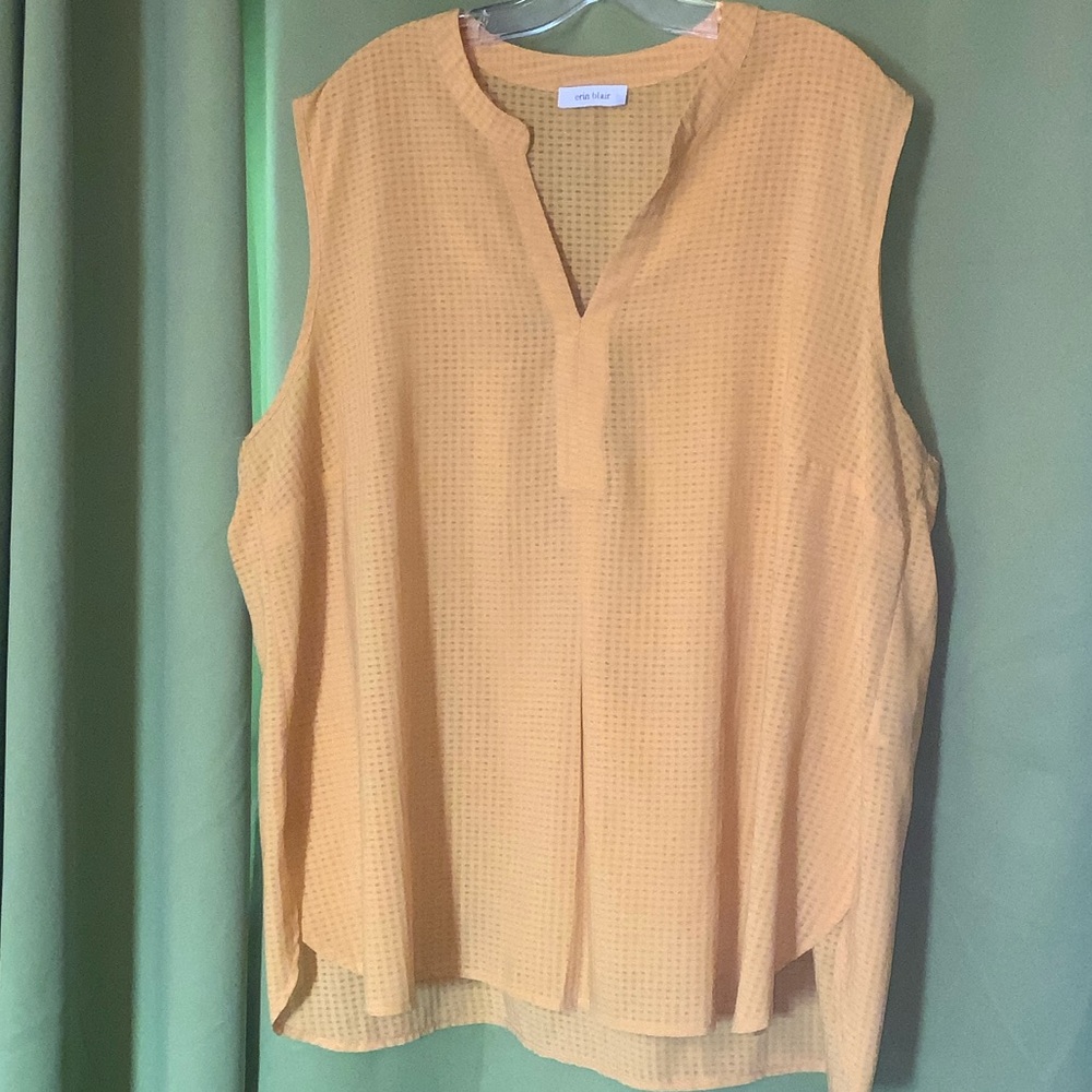 3$⭐️erin blair Mustard Sleeveless Blouse